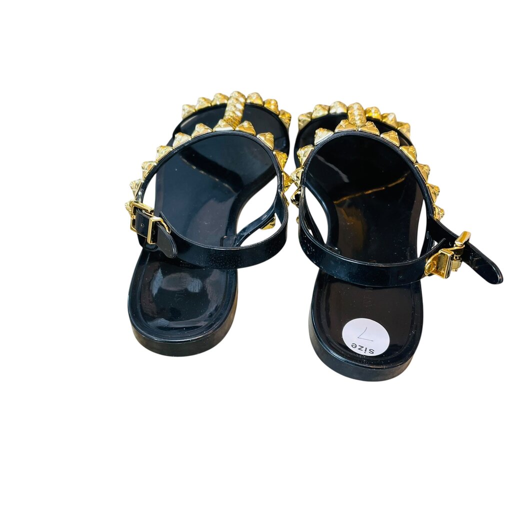 Flat Gold Studded Jelly