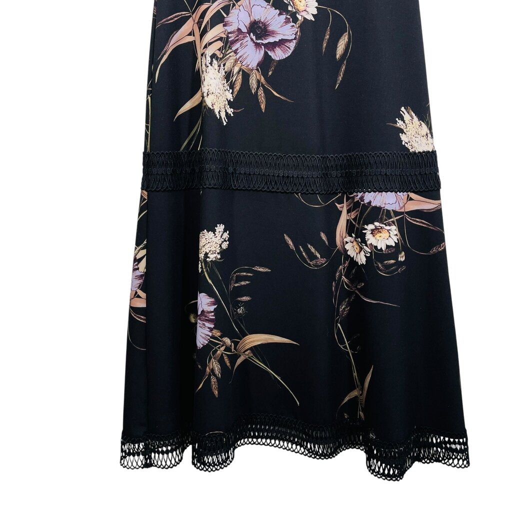 Floral W/Lace Trim