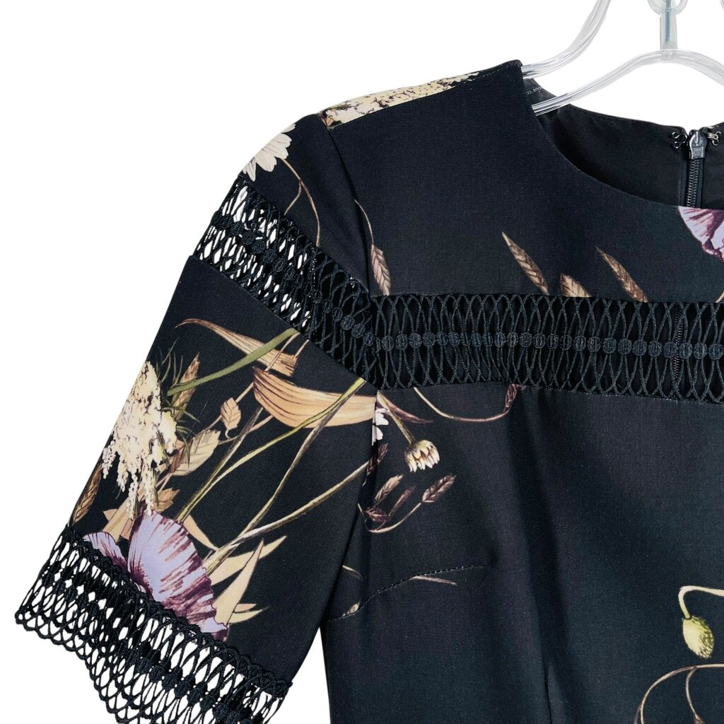 Floral W/Lace Trim