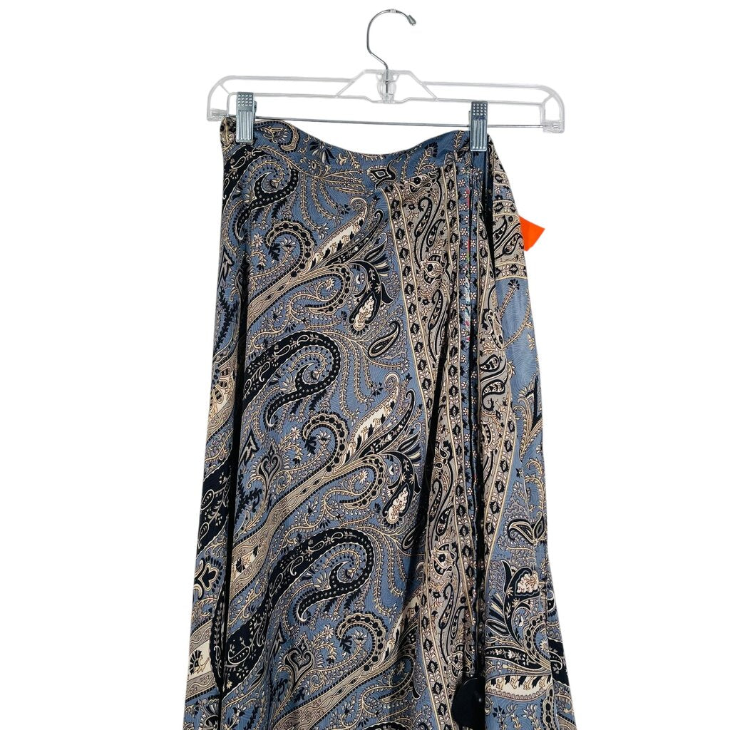 Reversible Paisley/Floral Wrap