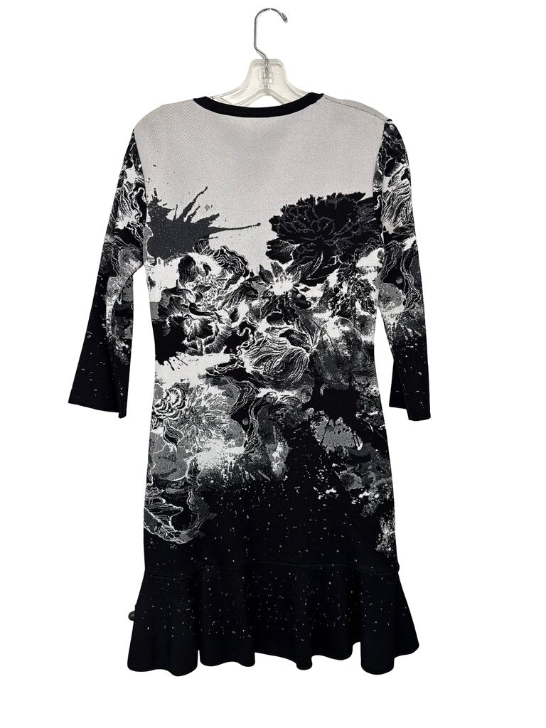 Floral Knit W/Flounce