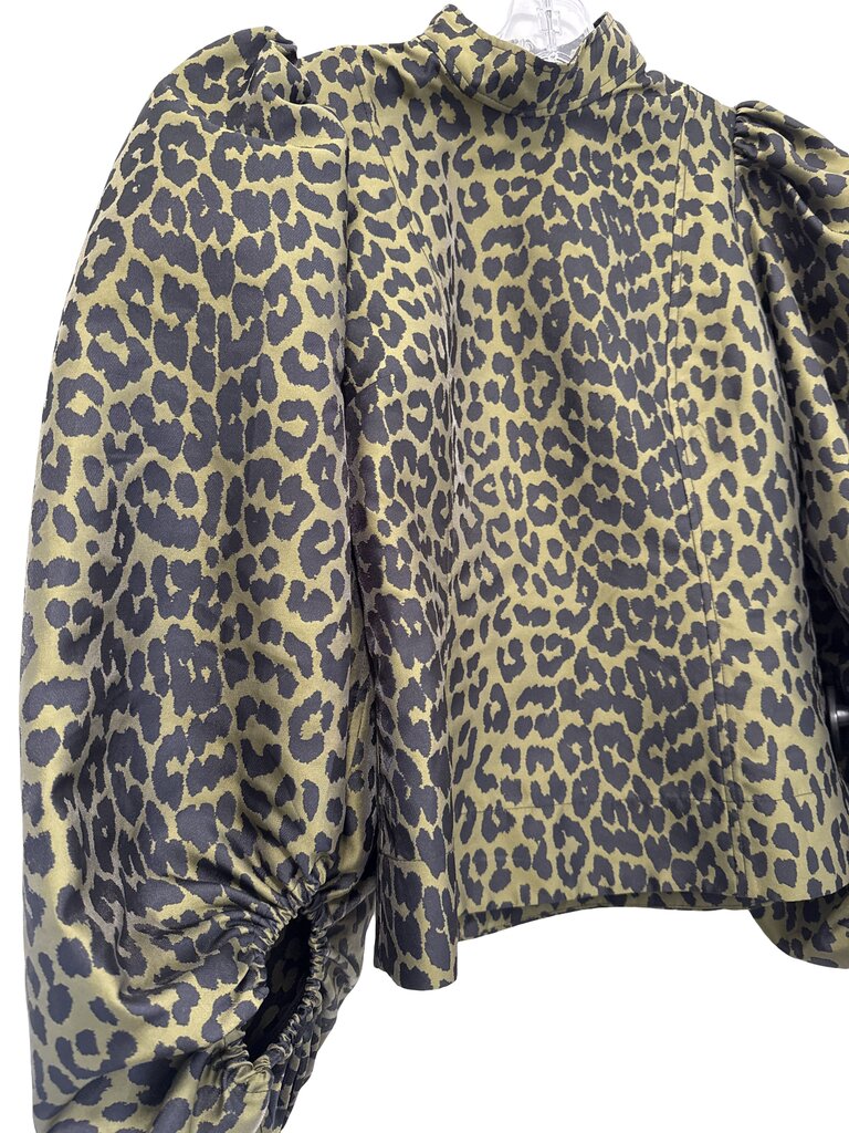 Animal Print Big Sleeve
