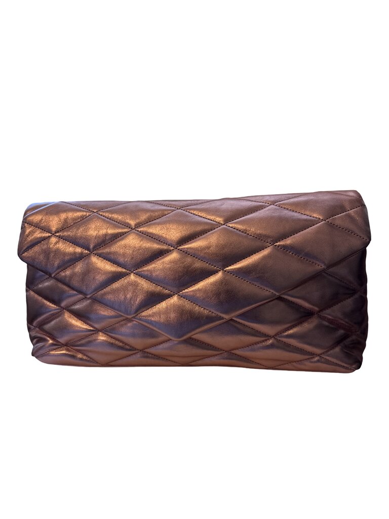 Puffer Clutch