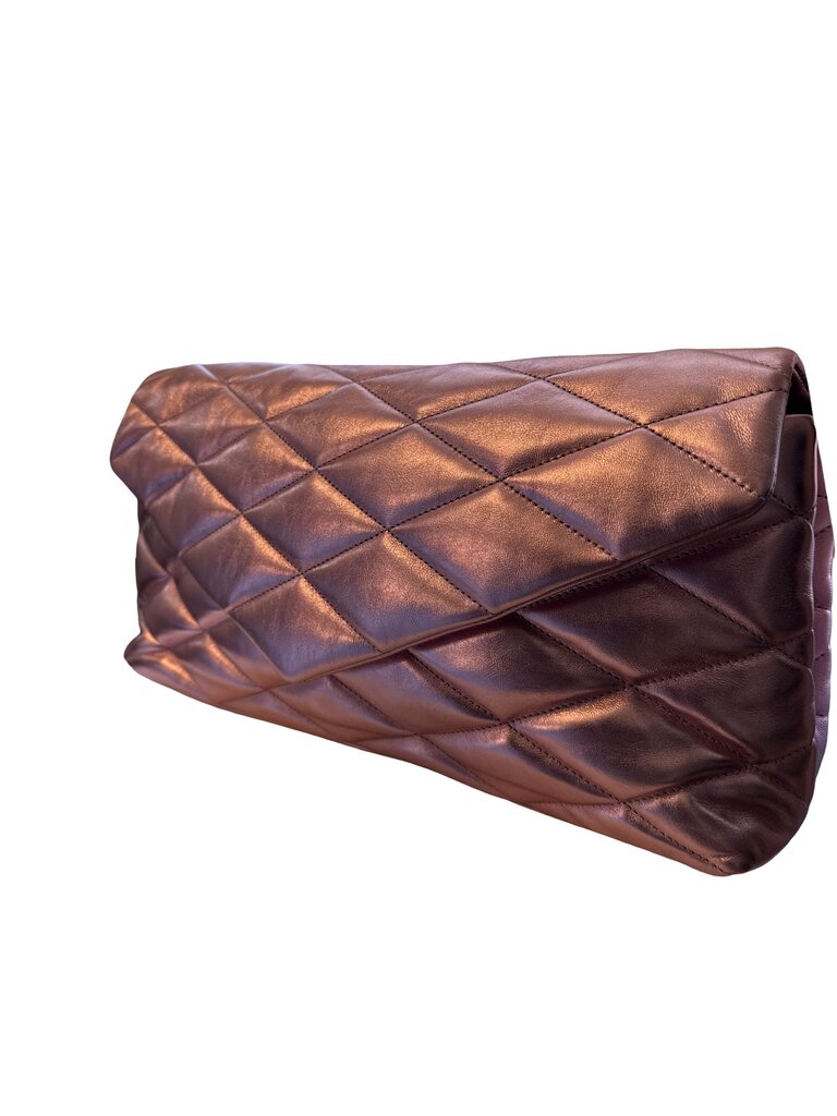 Puffer Clutch