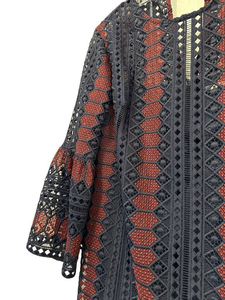 Eyelet W/Bell Sleeve