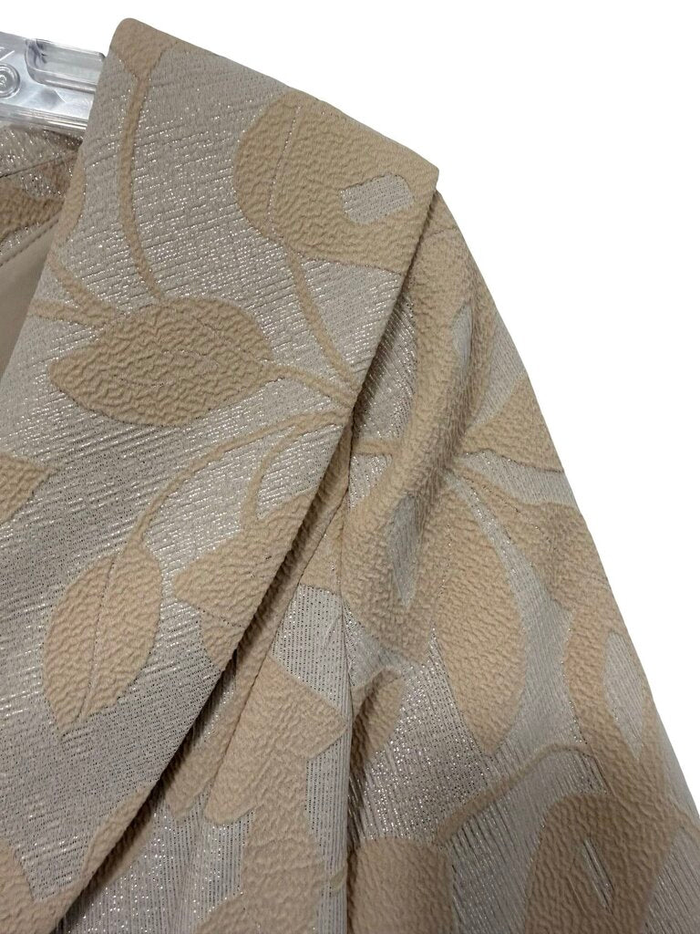 Leaf Print V Back NWT