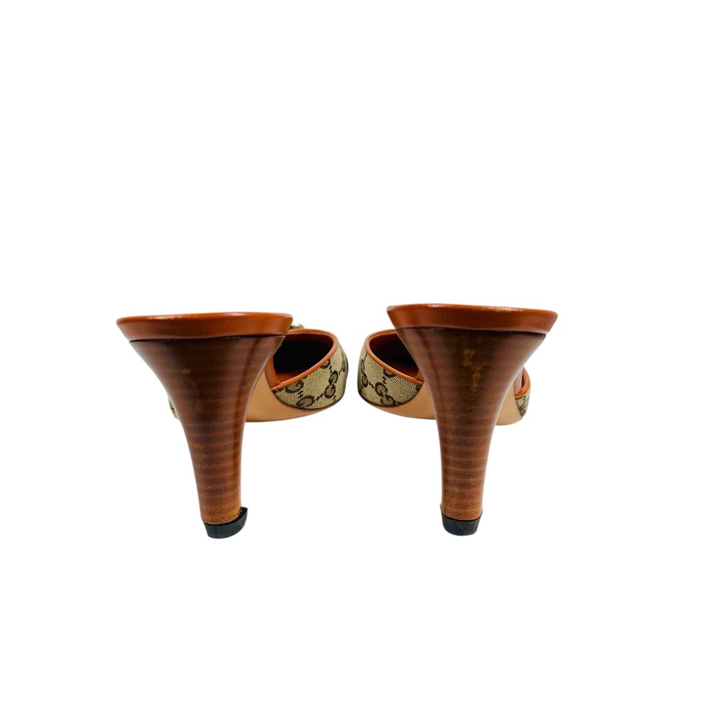 Logo W/Buckle Mule
