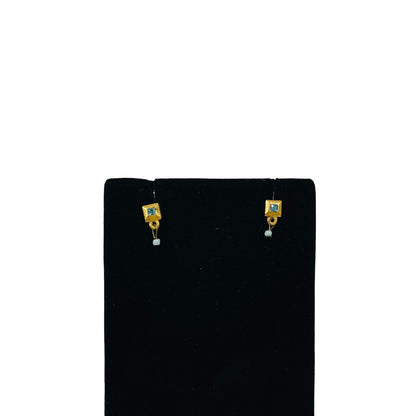 Tiny Gold W/Blue Stone