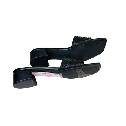 Small Heel Slide