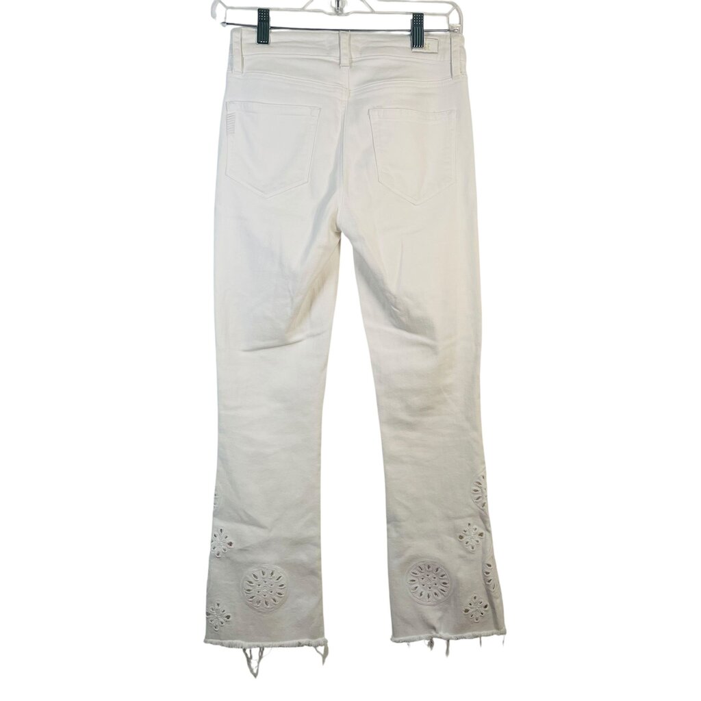 Eyelet Hem