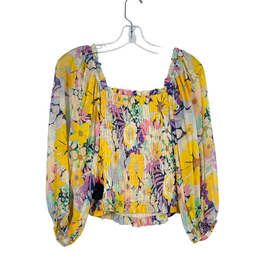 Floral Smocked Sq Nk