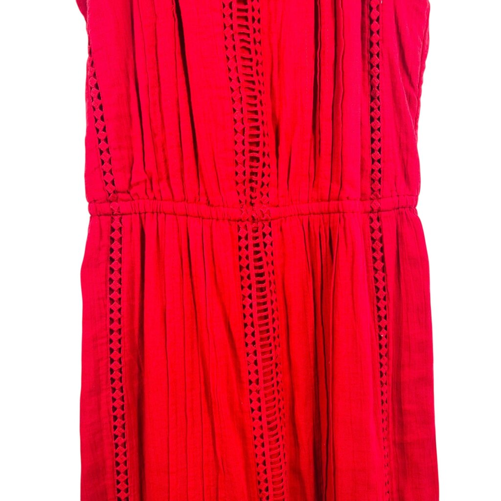 Eyelet Trim Halter