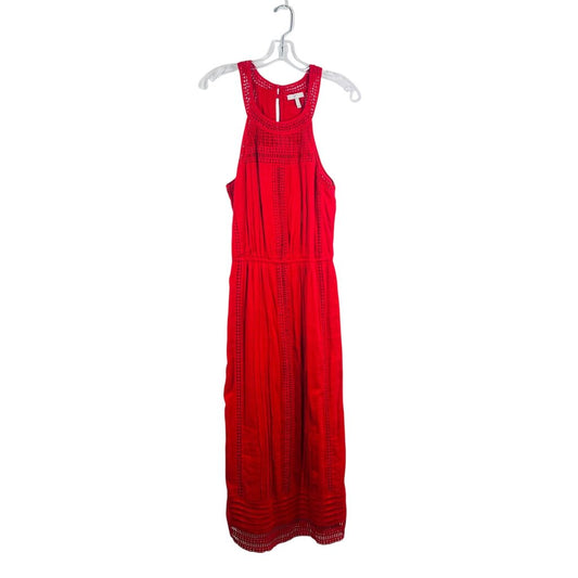 Eyelet Trim Halter