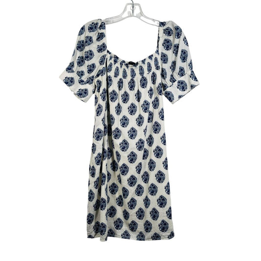 Floral Smocked Sq Nk
