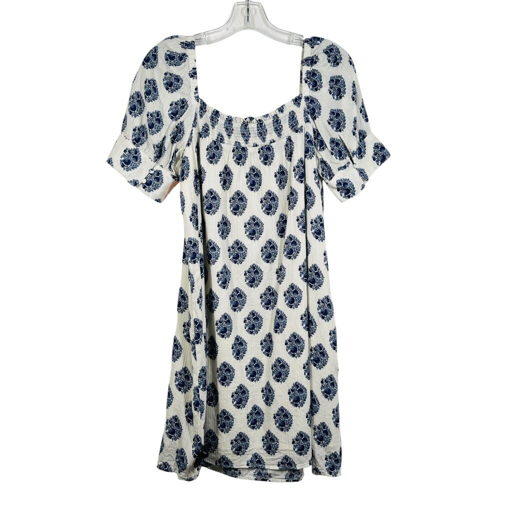 Floral Smocked Sq Nk