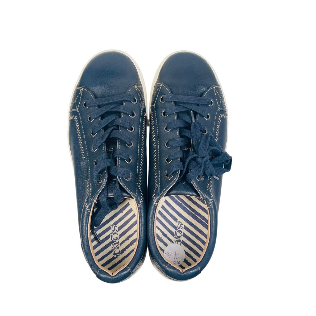 Leather Sneaker