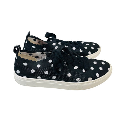 Dot Lace Up Sneaker