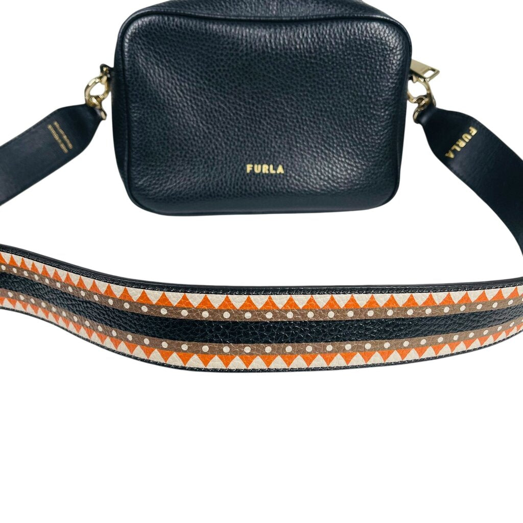 Camera Bag w guitar strap