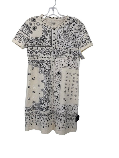 Pinwheel Paisley Print