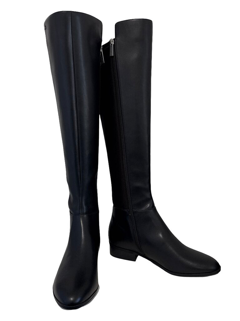 Leather/Stretch Flat Tall