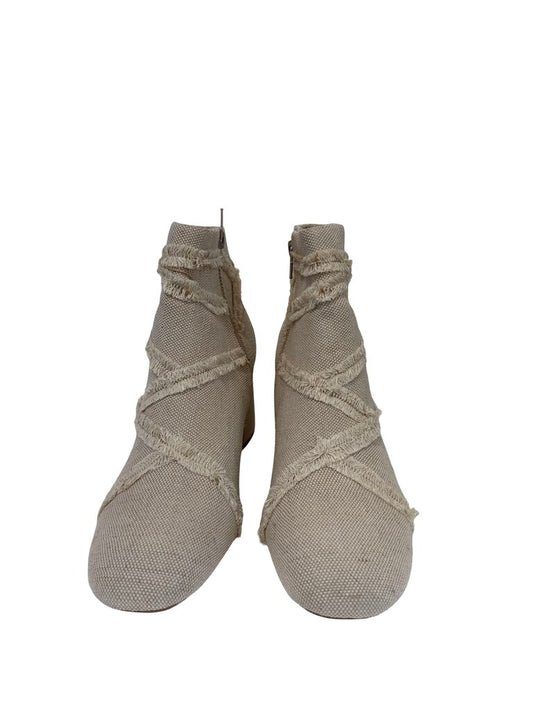 Canvas Bootie W/Heel