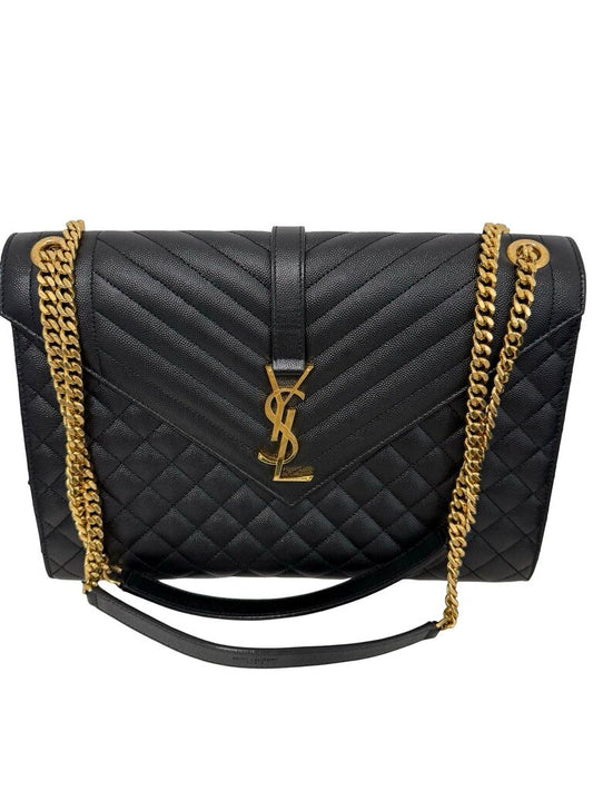 Quilted Foldover Logo
