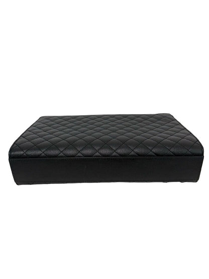 Quilted Foldover Logo
