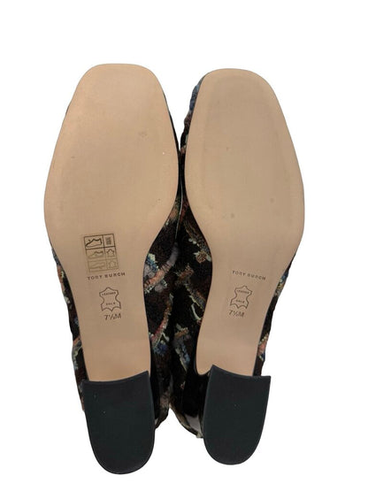 Tweed Logo Low Heel Pumps