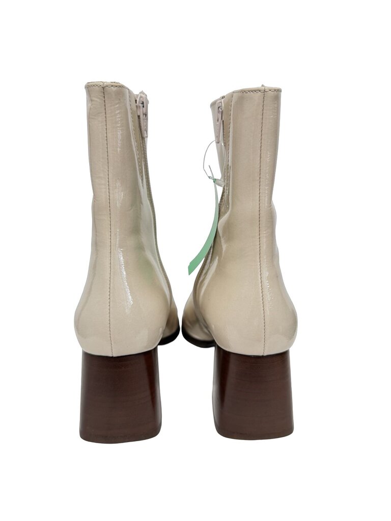 Patent Ankle W/Heel