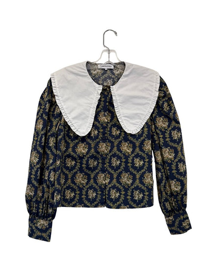 Floral W/Pilgrim Collar