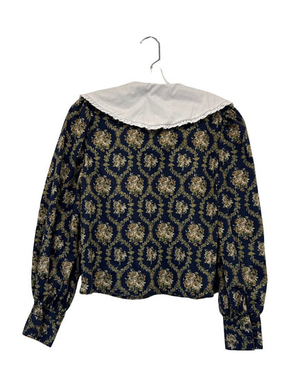 Floral W/Pilgrim Collar