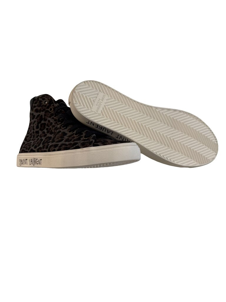 Leopard Print w box