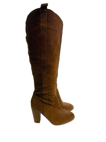 Tall Suede W/Heel