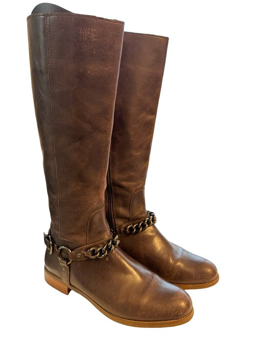 Tall Leather w/Chain