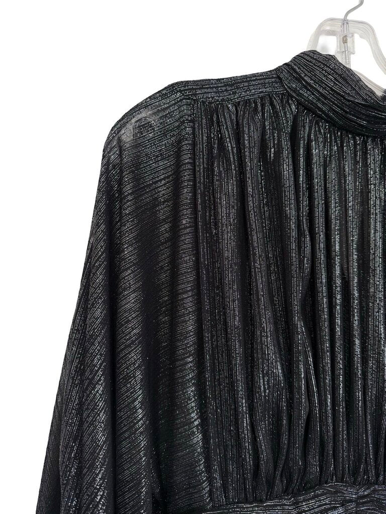 Metallic W/Feather Cuffs