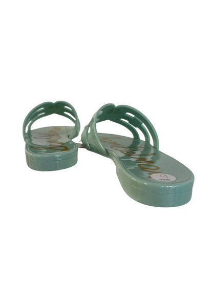 Plastic Slides Flat