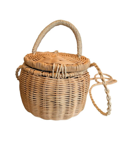 Round Straw Bucket