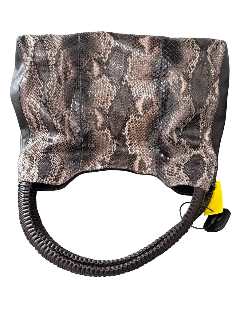 Python Tote