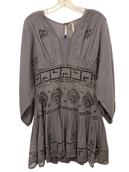 Eyelet Big Sleeve Mini